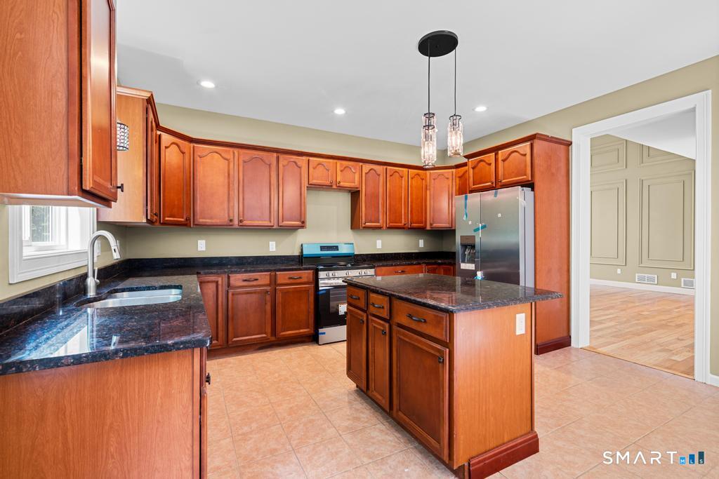 49 Ratlum Mountain Road Barkhamsted CT 06063