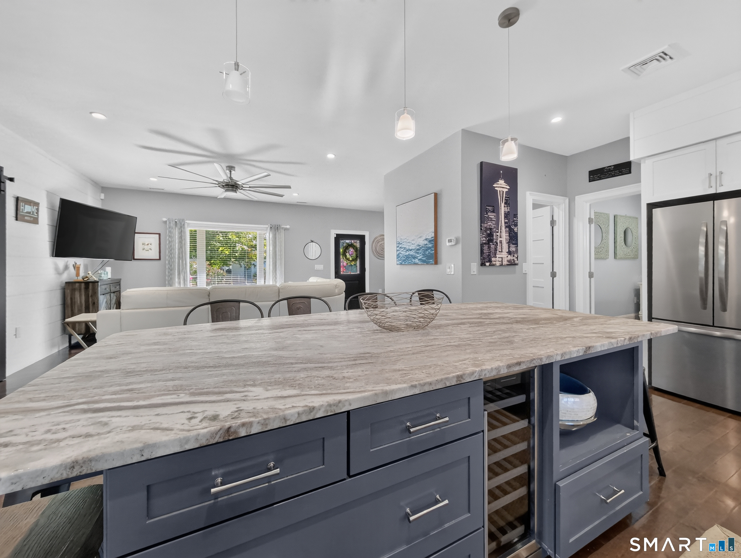 10 Meadowbrook Lane Stonington CT 06355