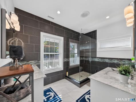 10 Meadowbrook Lane Stonington CT 06355