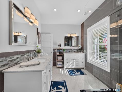 10 Meadowbrook Lane Stonington CT 06355