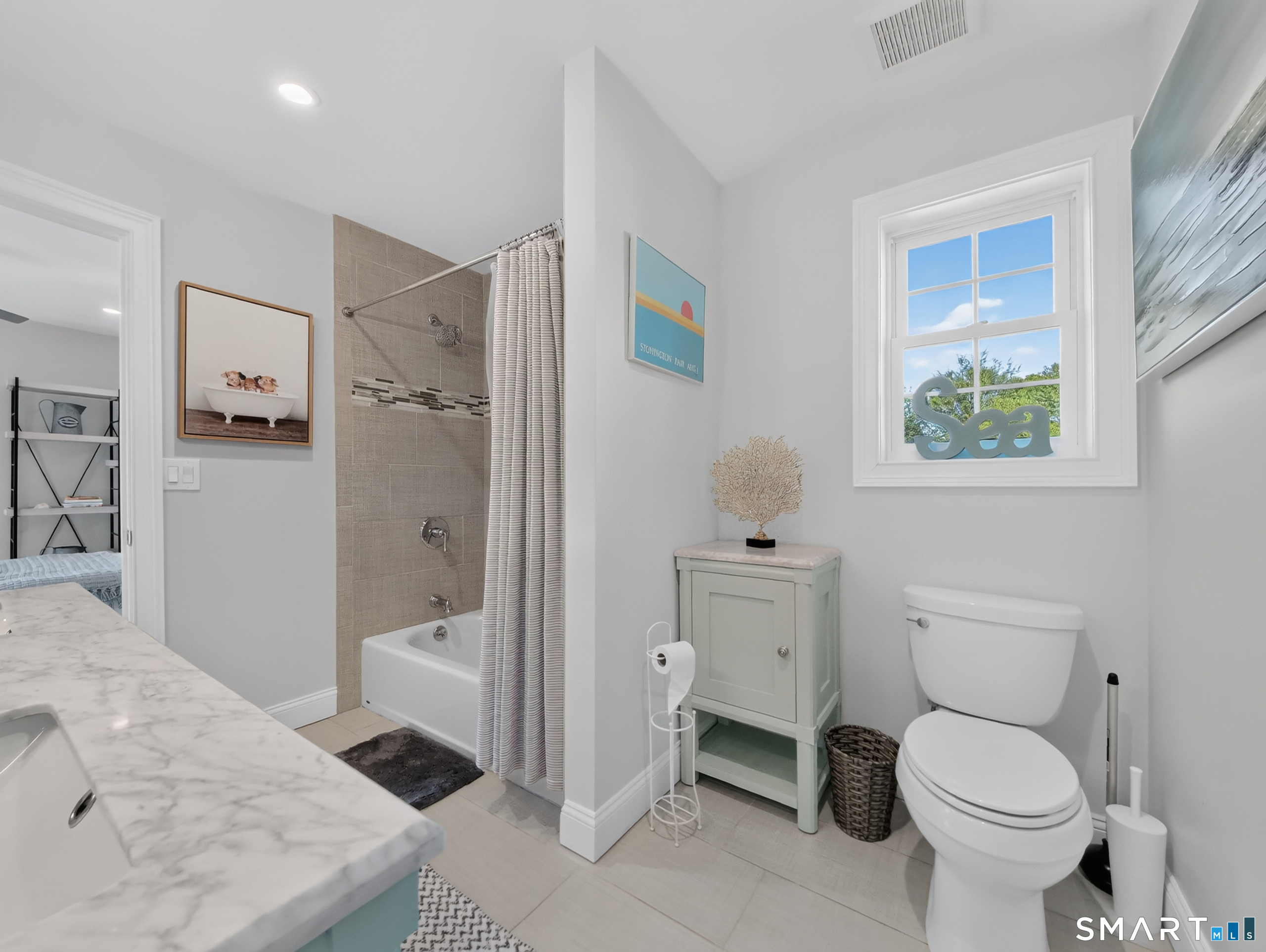 10 Meadowbrook Lane Stonington CT 06355