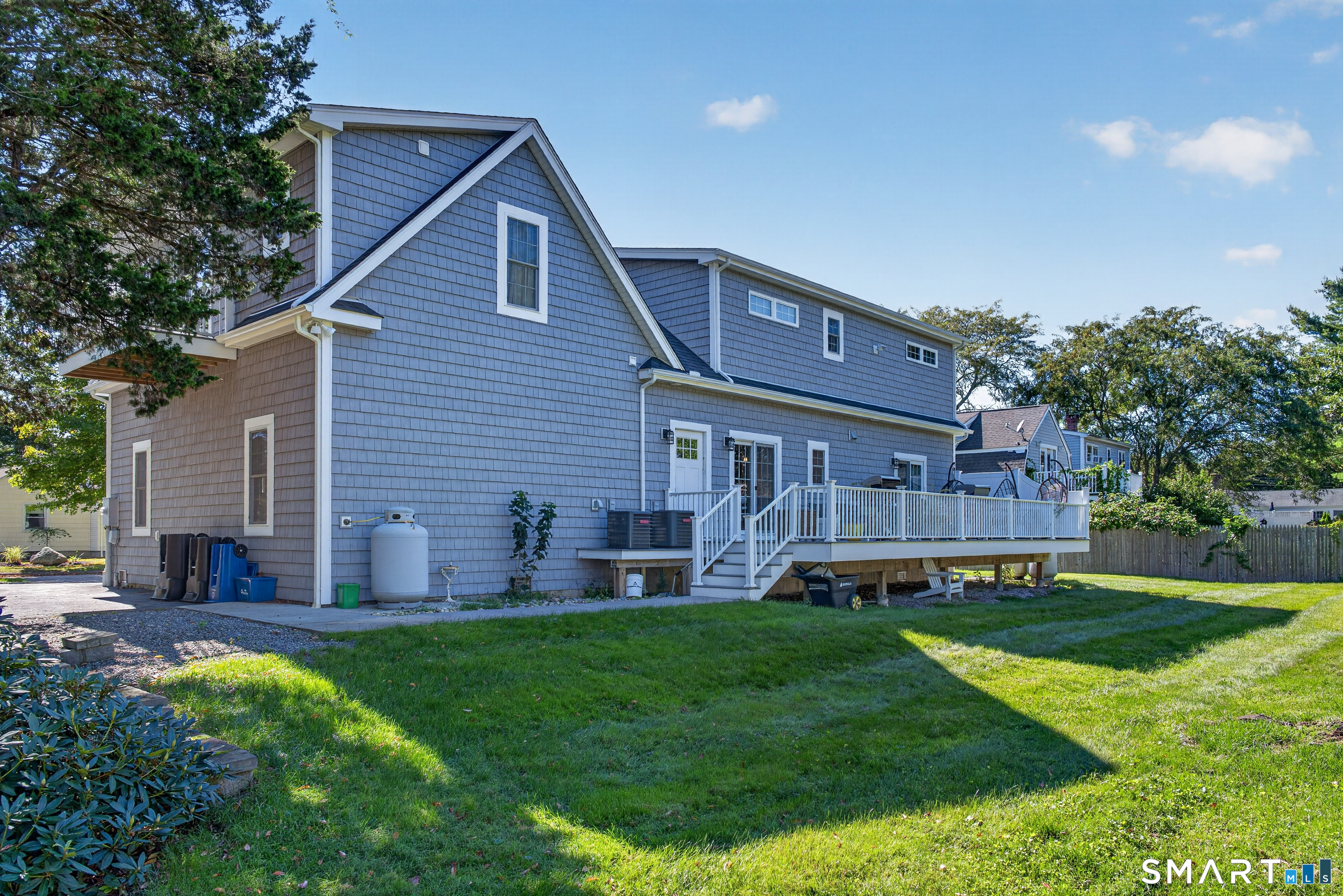 10 Meadowbrook Lane Stonington CT 06355