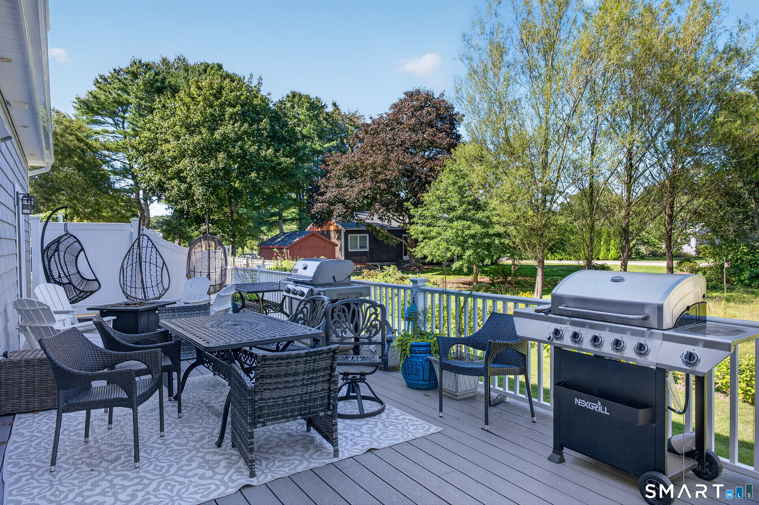 10 Meadowbrook Lane Stonington CT 06355