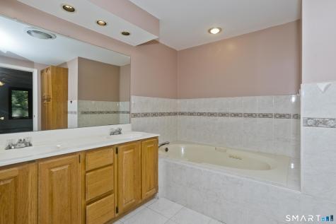 80 West View Drive East Windsor CT 06016