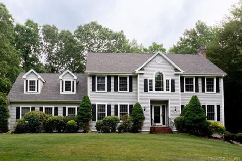 8 Dilaj Drive Columbia CT 06237