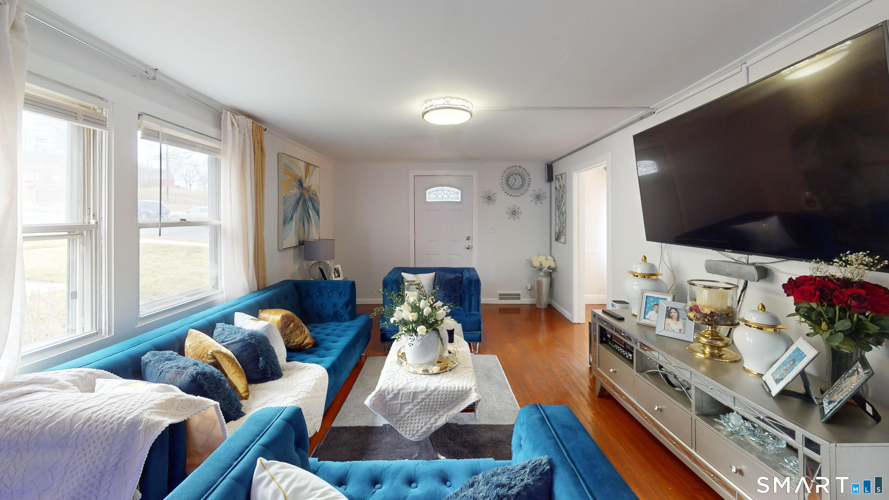 14 Sequin Street Hartford CT 06106