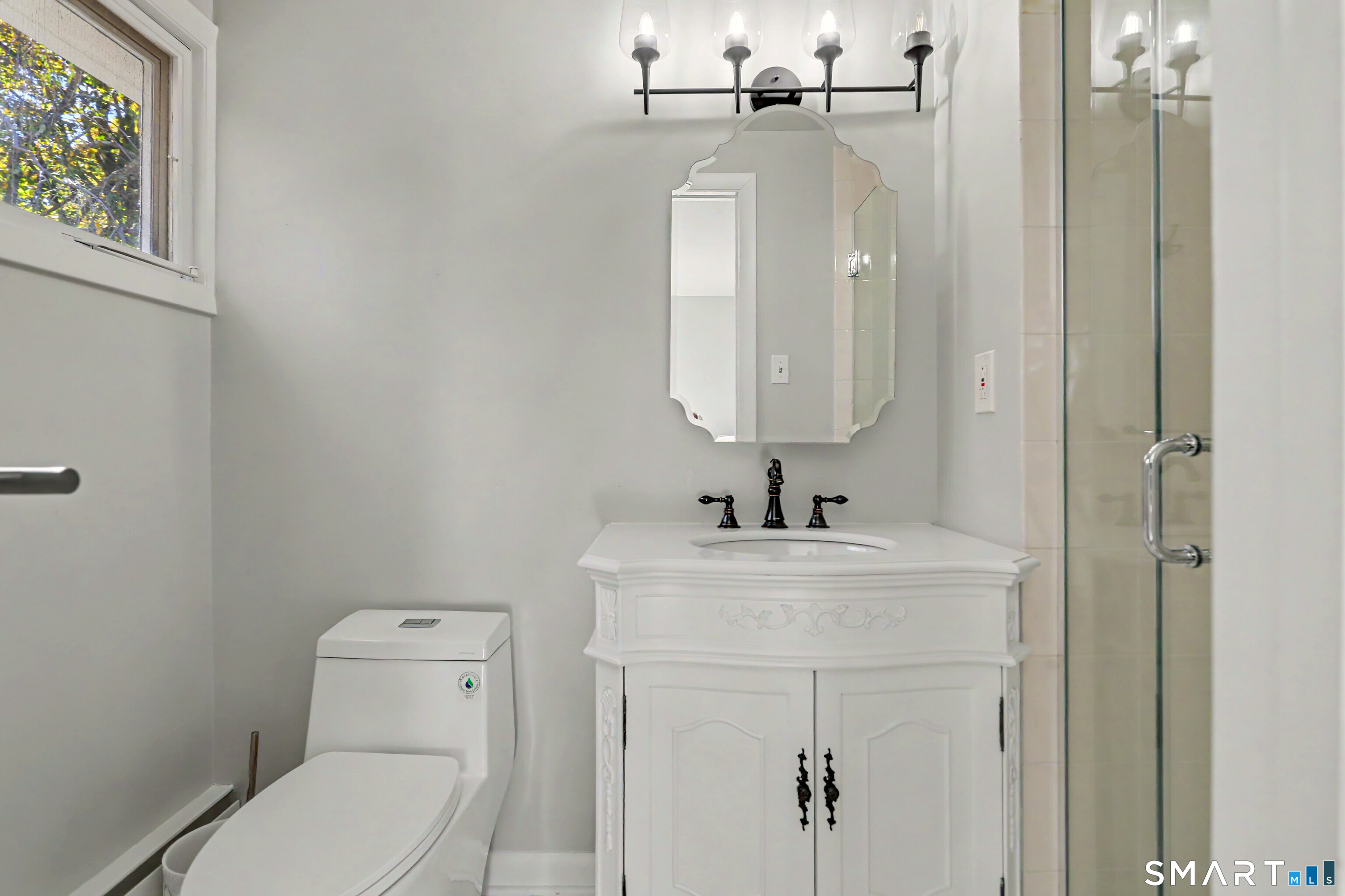 44 Geraldine Circle Trumbull CT 06611