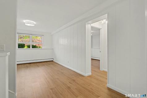 44 Geraldine Circle Trumbull CT 06611