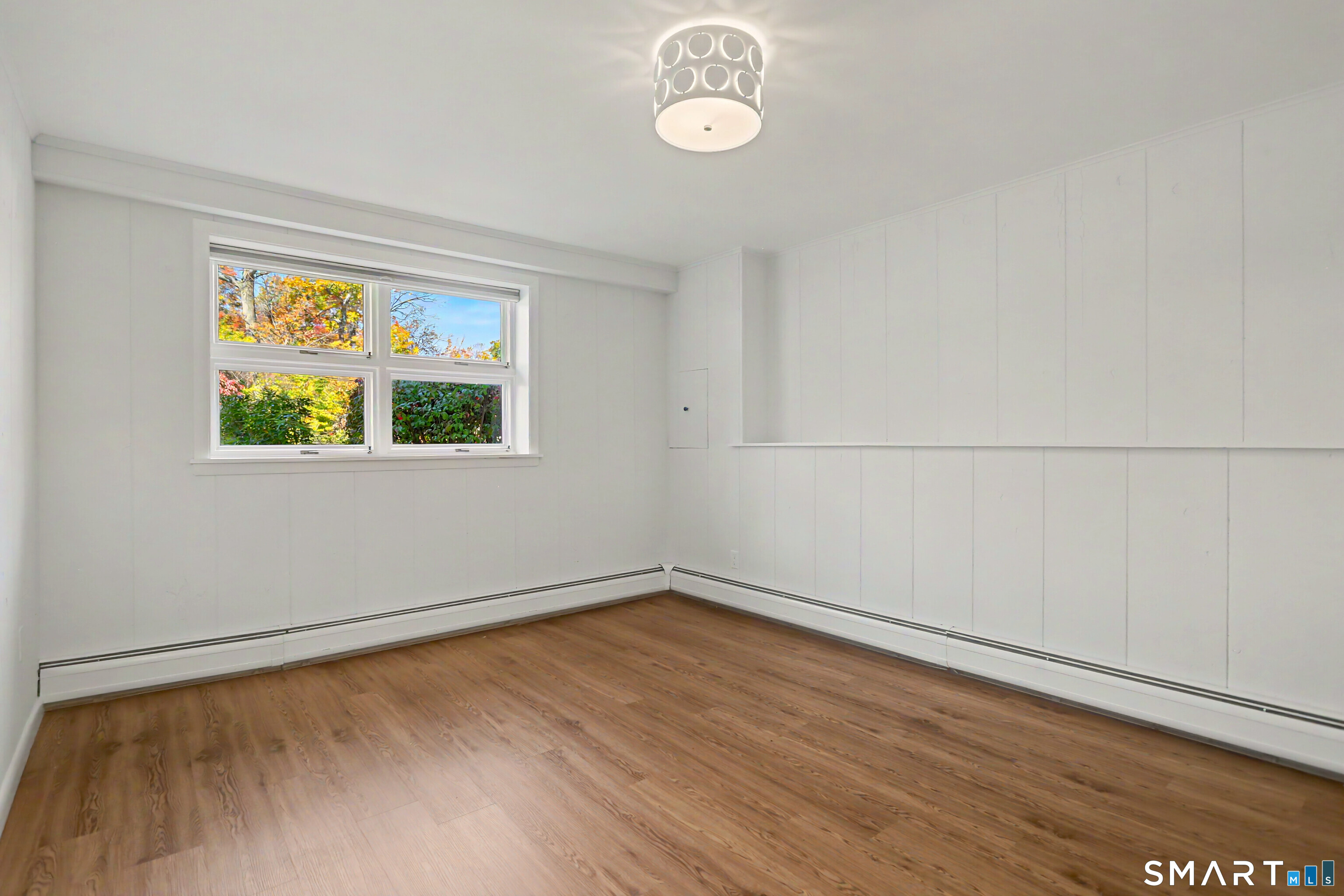 44 Geraldine Circle Trumbull CT 06611