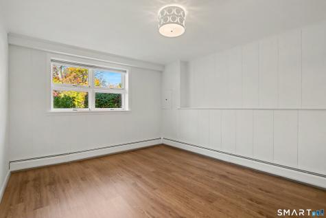 44 Geraldine Circle Trumbull CT 06611