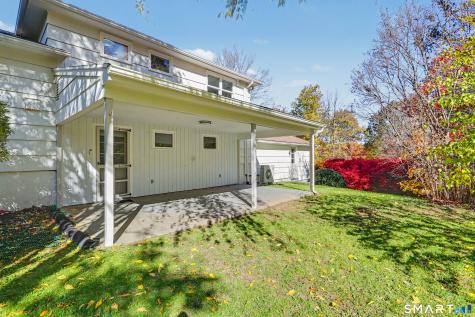 44 Geraldine Circle Trumbull CT 06611