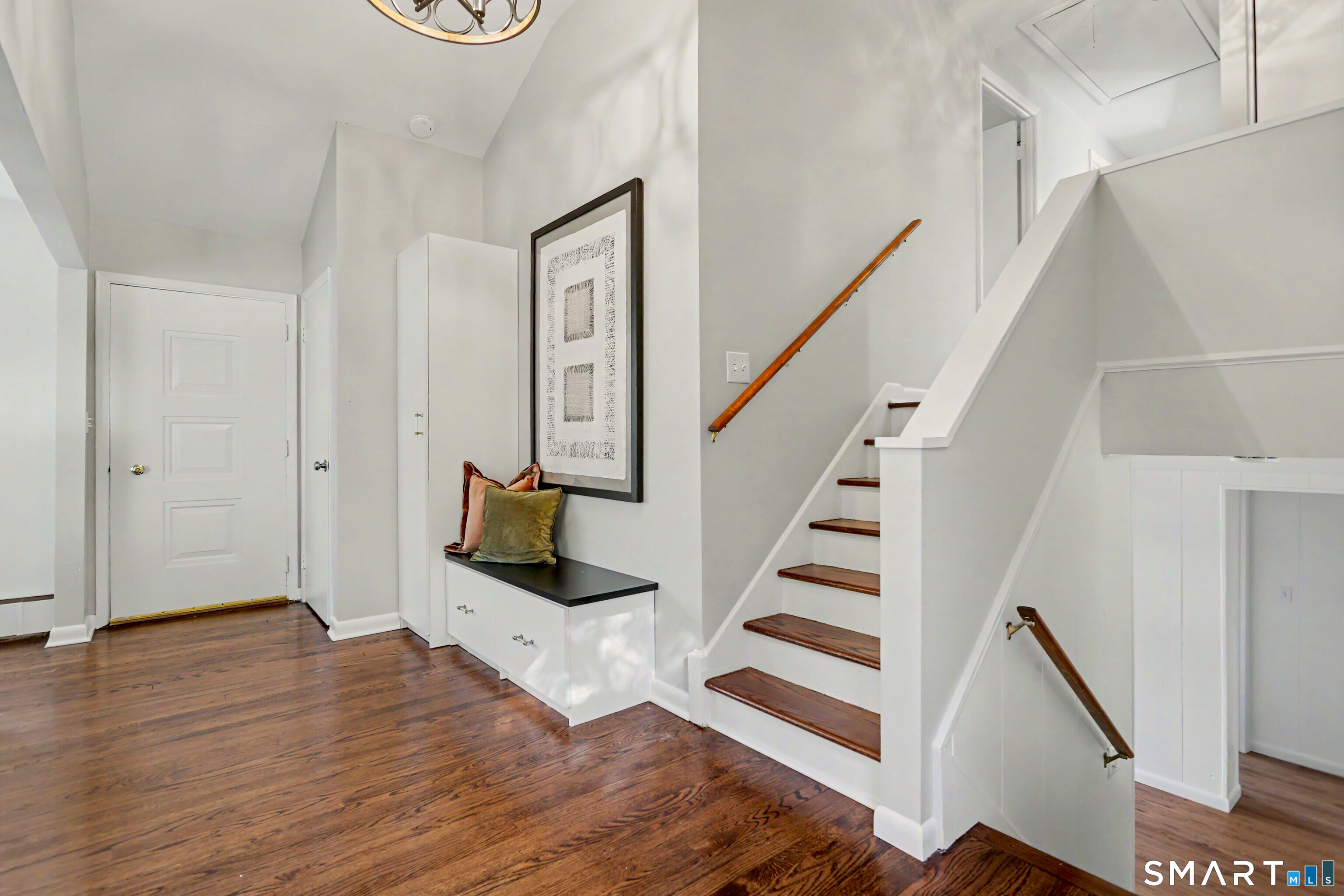 44 Geraldine Circle Trumbull CT 06611