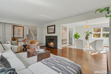 44 Geraldine Circle Trumbull CT 06611