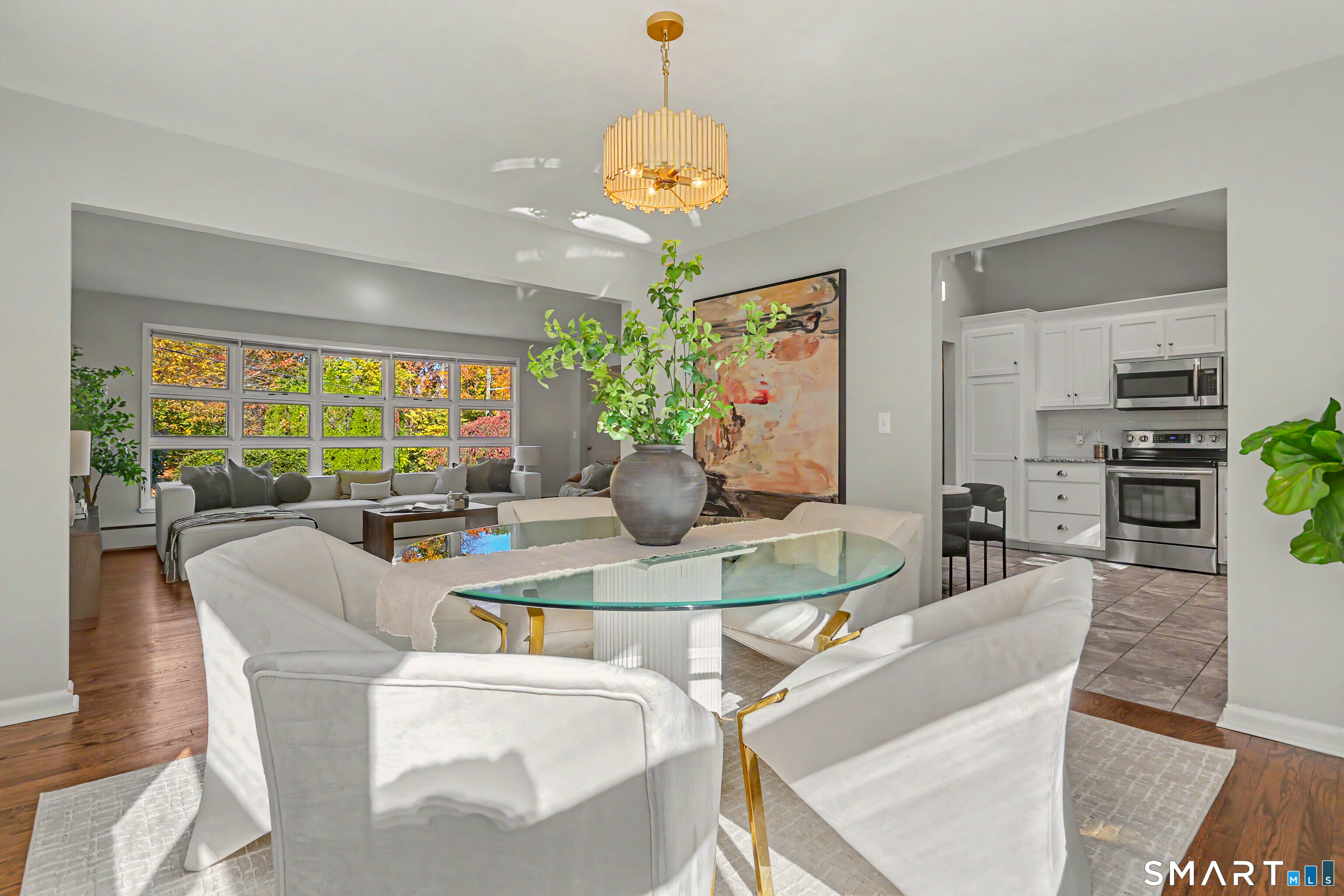 44 Geraldine Circle Trumbull CT 06611