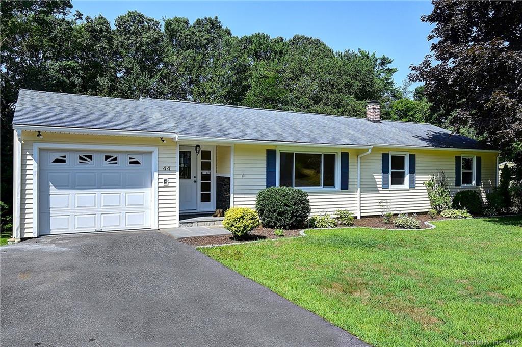 44 Briarwood Road Naugatuck CT 06770