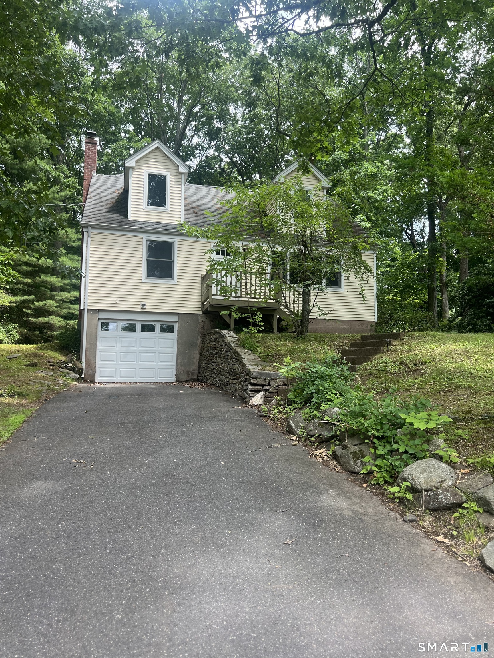 7 Laurel Road Ellington CT 06029