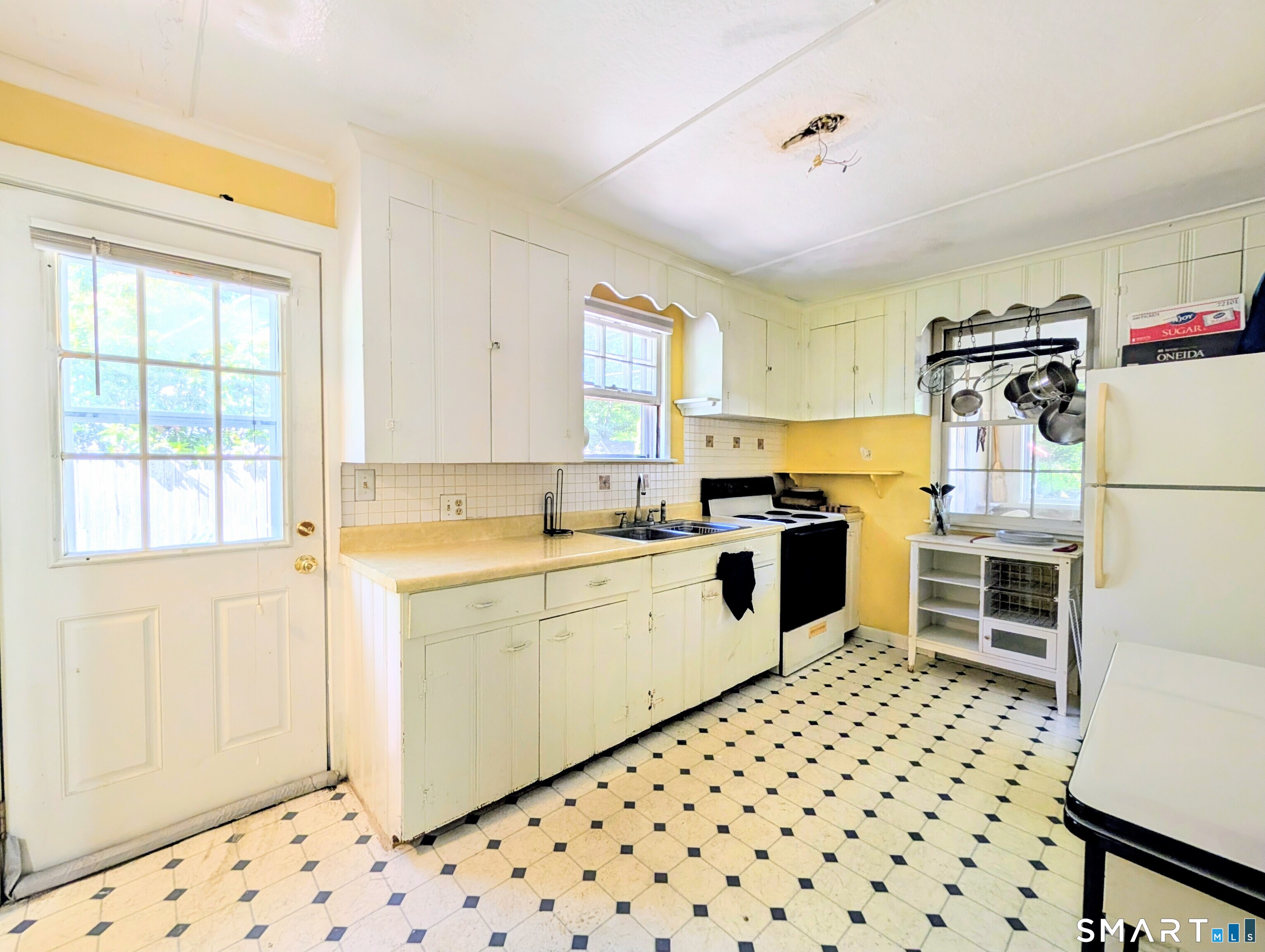 17 Autumn Trail Coventry CT 06238