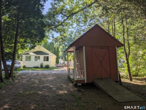 17 Autumn Trail Coventry CT 06238