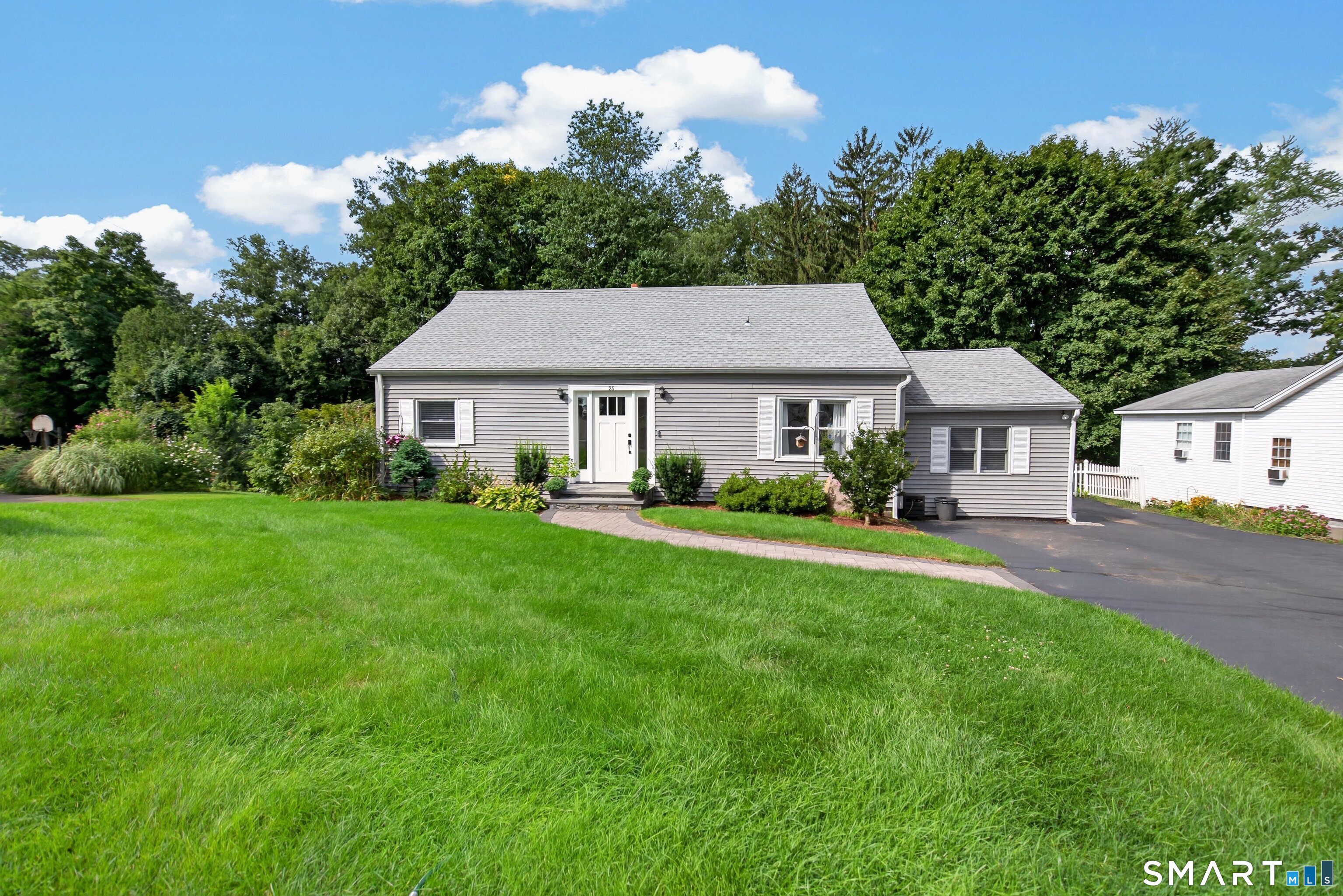 25 Windmill Hill Road Branford CT 06405