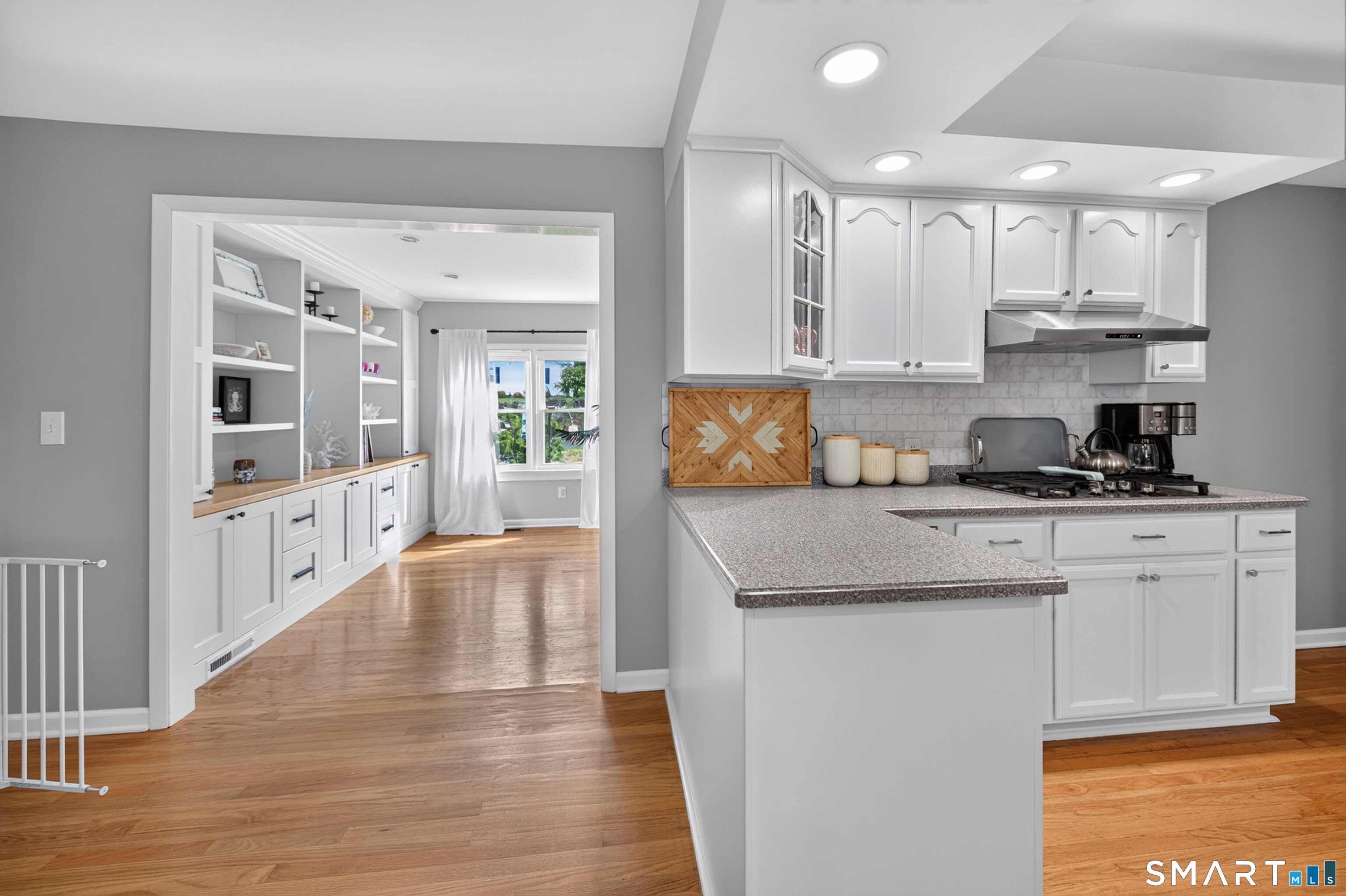 25 Windmill Hill Road Branford CT 06405