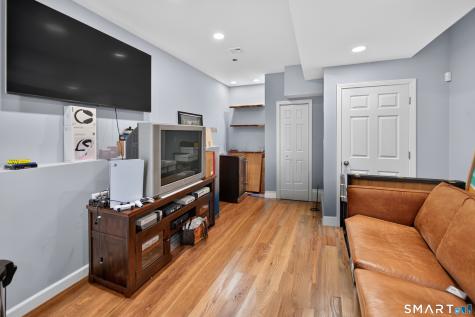 25 Windmill Hill Road Branford CT 06405