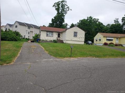 79 Deepwood Drive Waterbury CT 06708