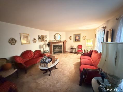 8 Stirrup Lane Barkhamsted CT 06063