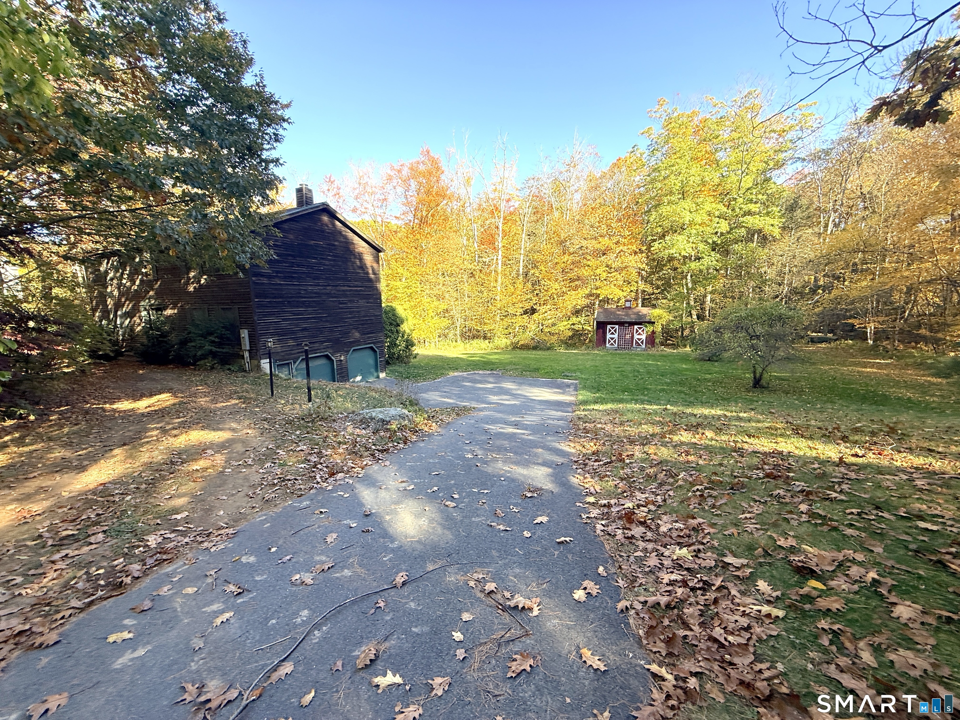 8 Stirrup Lane Barkhamsted CT 06063