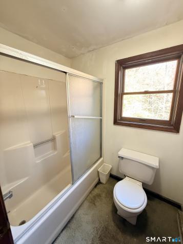 8 Stirrup Lane Barkhamsted CT 06063