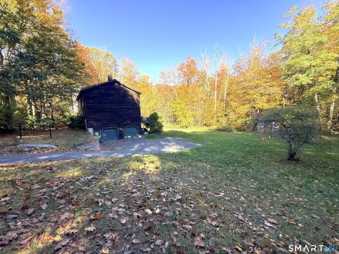 8 Stirrup Lane Barkhamsted CT 06063