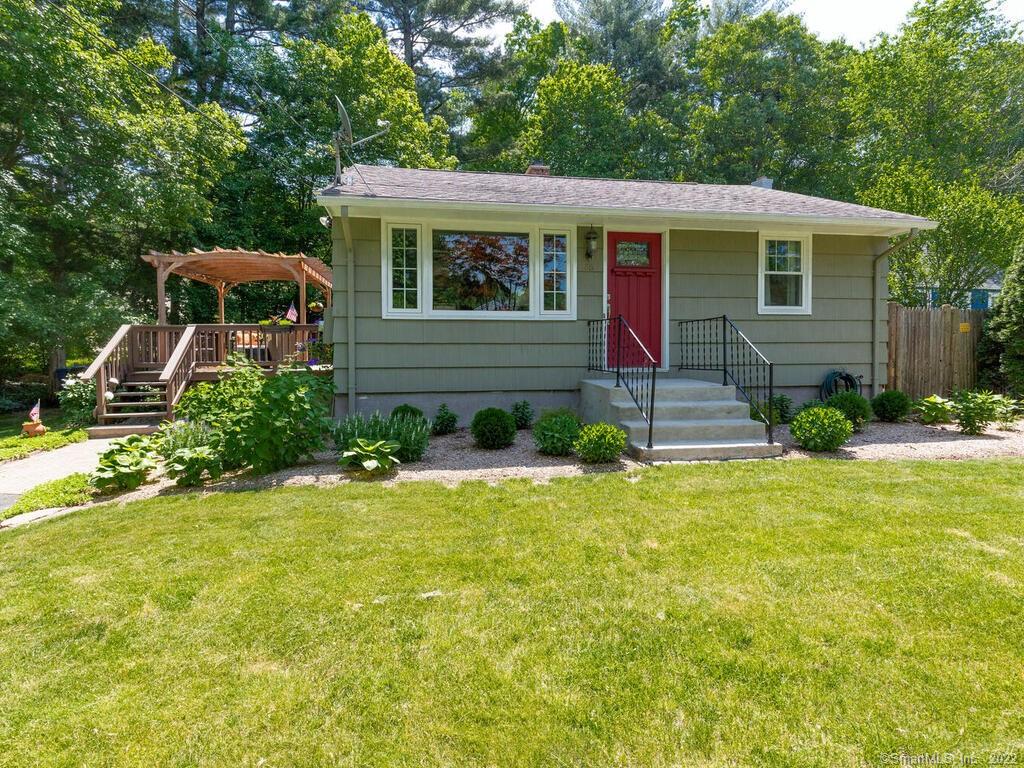 86 East Shore Boulevard Burlington CT 06013