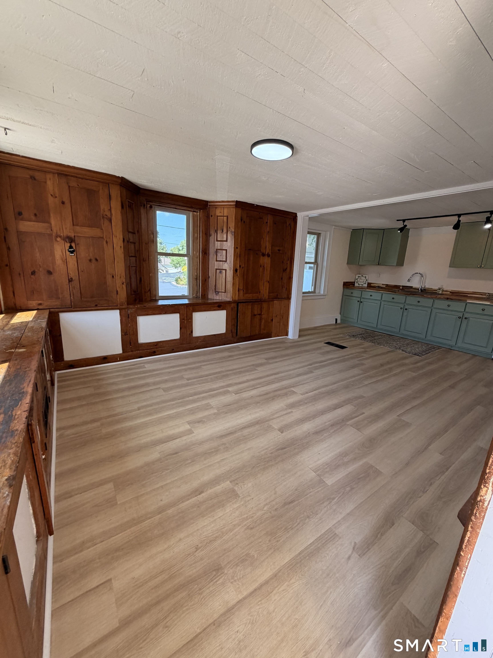 36 South Main Street Putnam CT 06260
