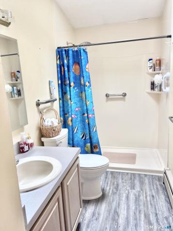 9 Brittany Lane Naugatuck CT 06770