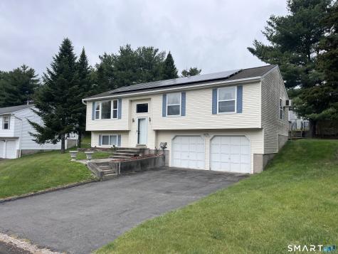9 Brittany Lane Naugatuck CT 06770