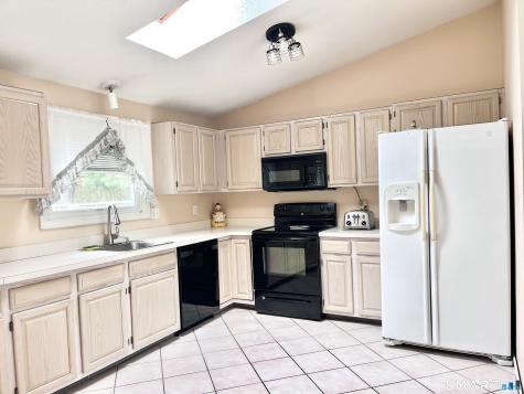 9 Brittany Lane Naugatuck CT 06770
