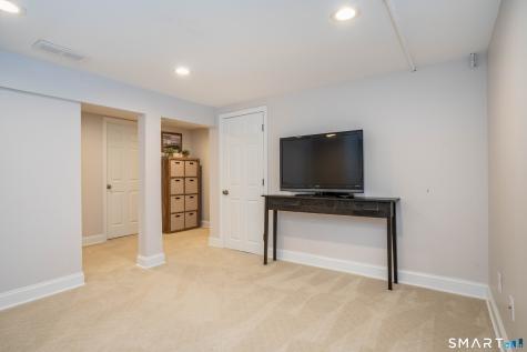 39 Gail Road Farmington CT 06032