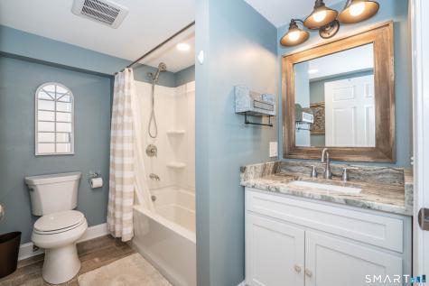 39 Gail Road Farmington CT 06032