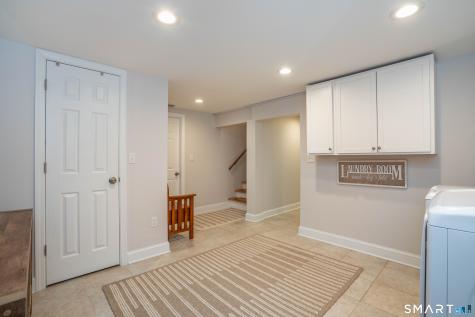 39 Gail Road Farmington CT 06032