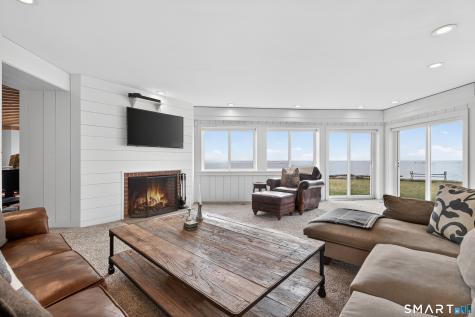 39 Vineyard Place Guilford CT 06437
