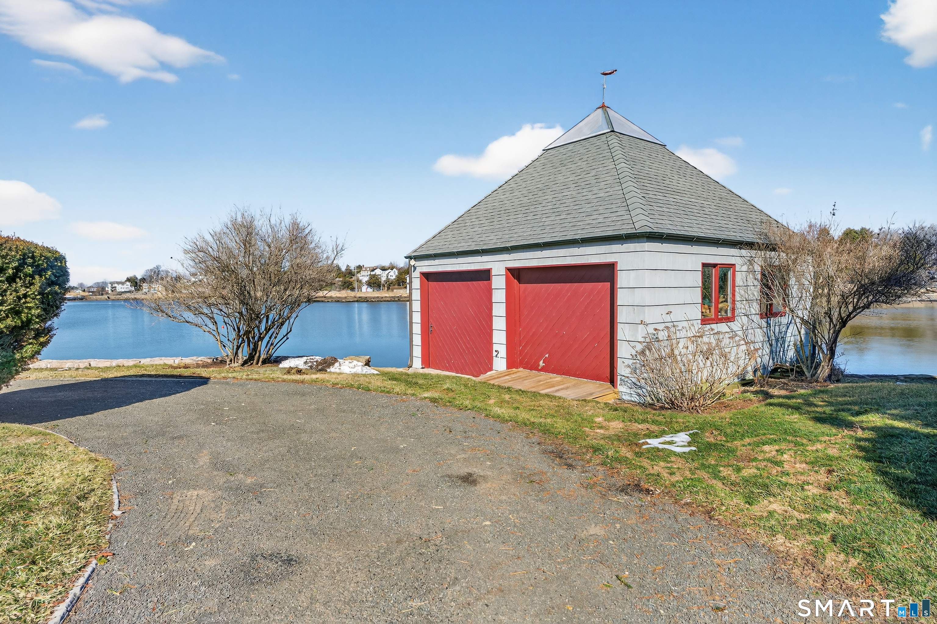 39 Vineyard Place Guilford CT 06437