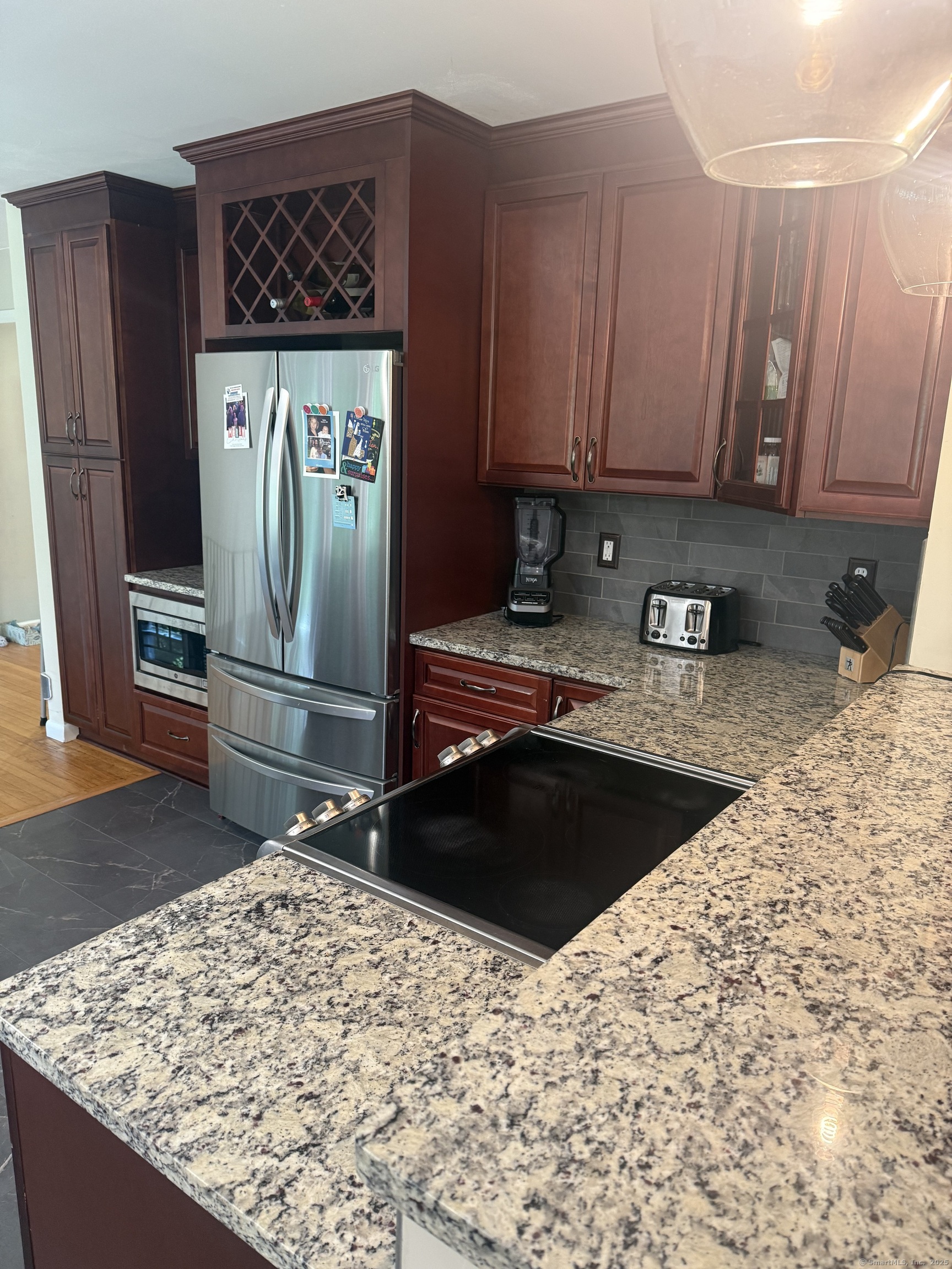 10 South Ledge Rock Road East Lyme CT 06357