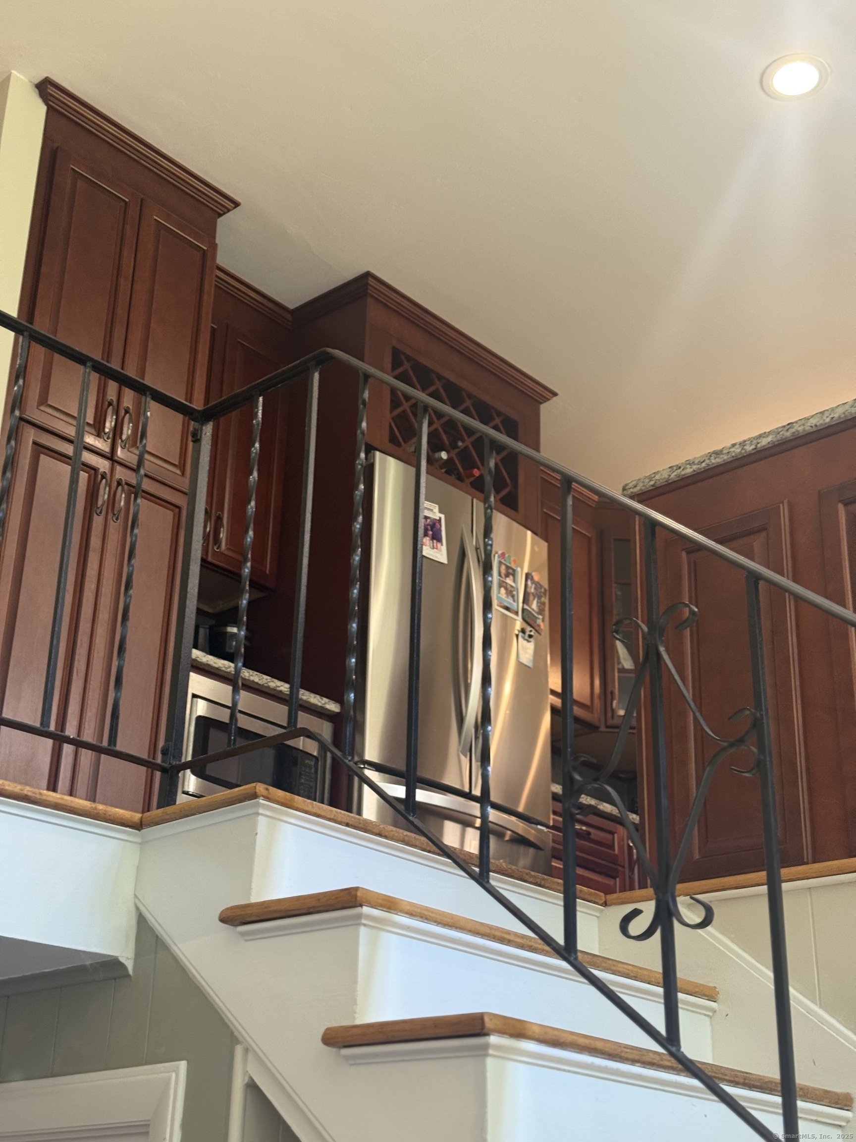 10 South Ledge Rock Road East Lyme CT 06357