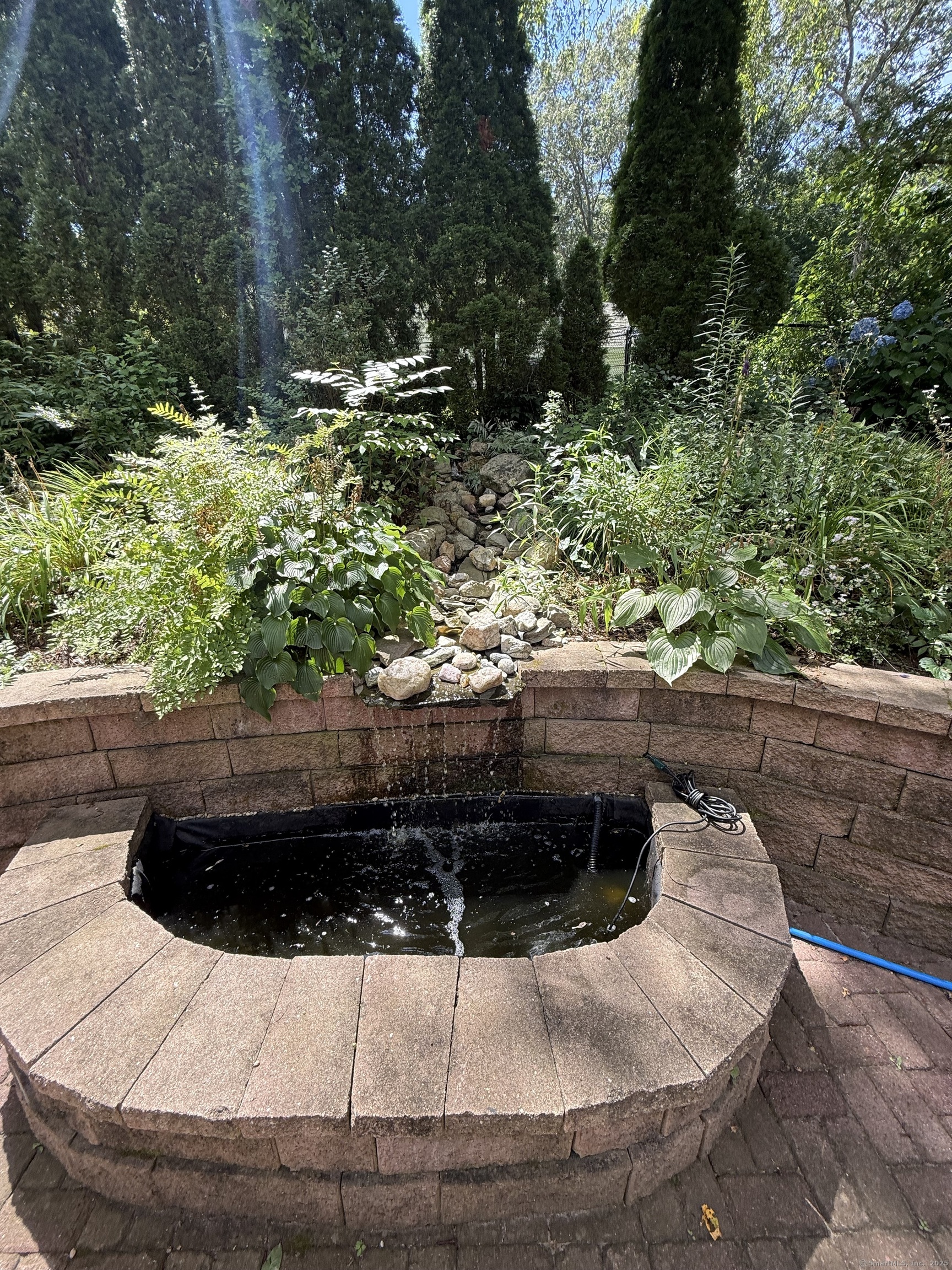 10 South Ledge Rock Road East Lyme CT 06357