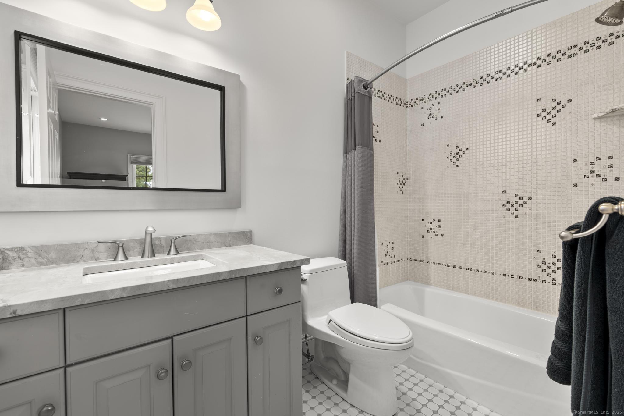 342 Midlock Road Fairfield CT 06824