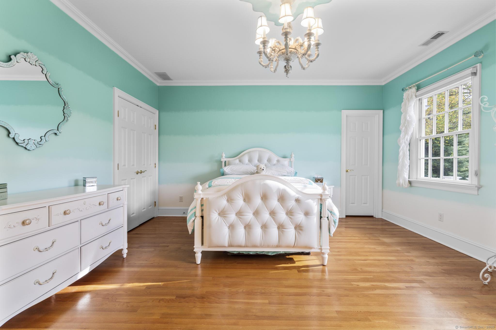 342 Midlock Road Fairfield CT 06824