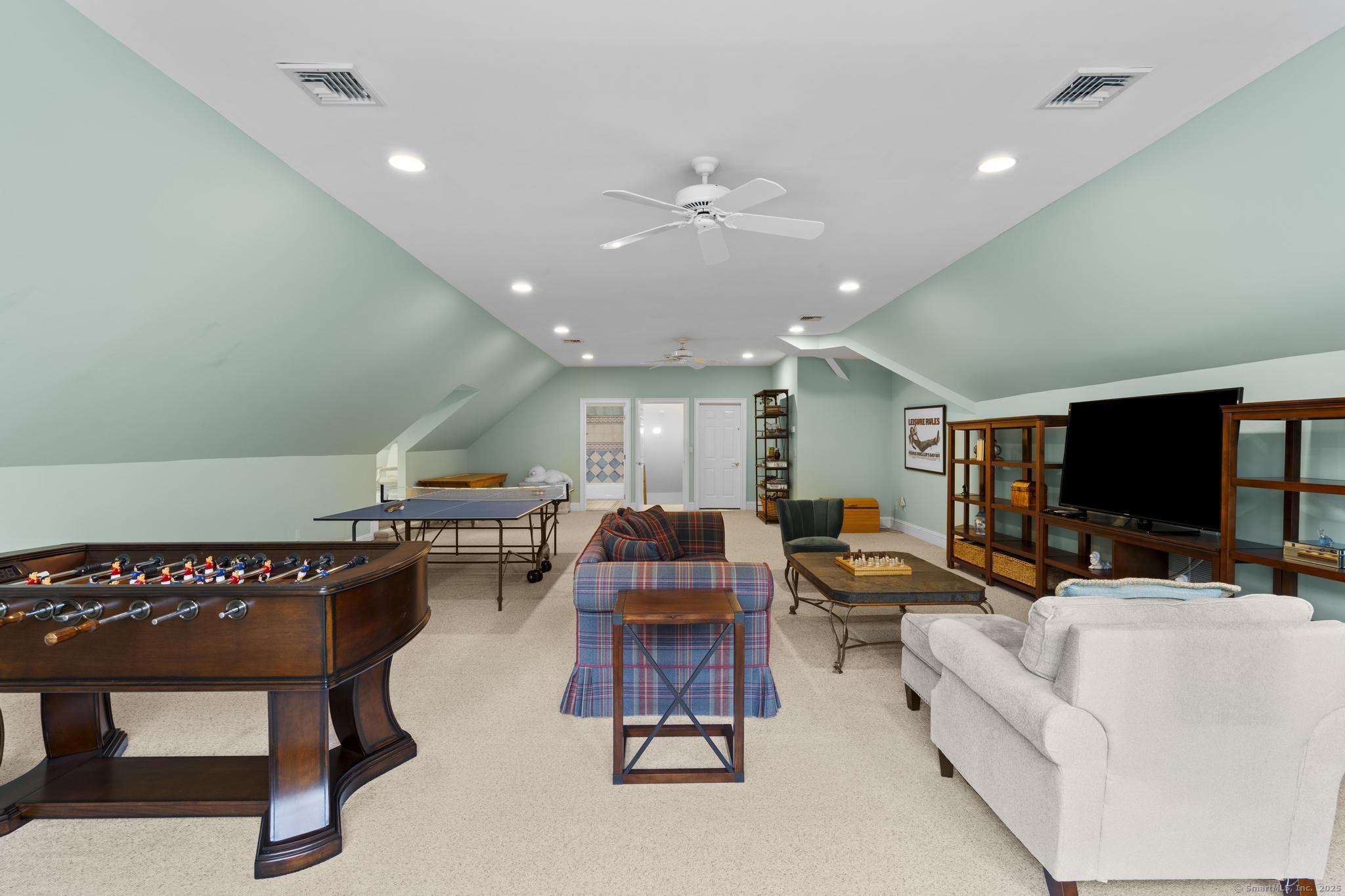 342 Midlock Road Fairfield CT 06824