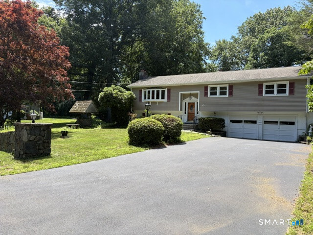 73 Fawn Hill Road Shelton CT 06484