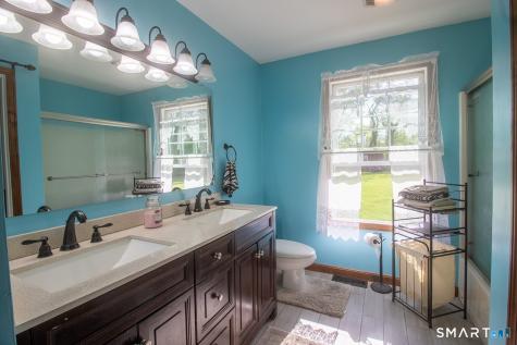 21 Bailey Hill Road Killingly CT 06239