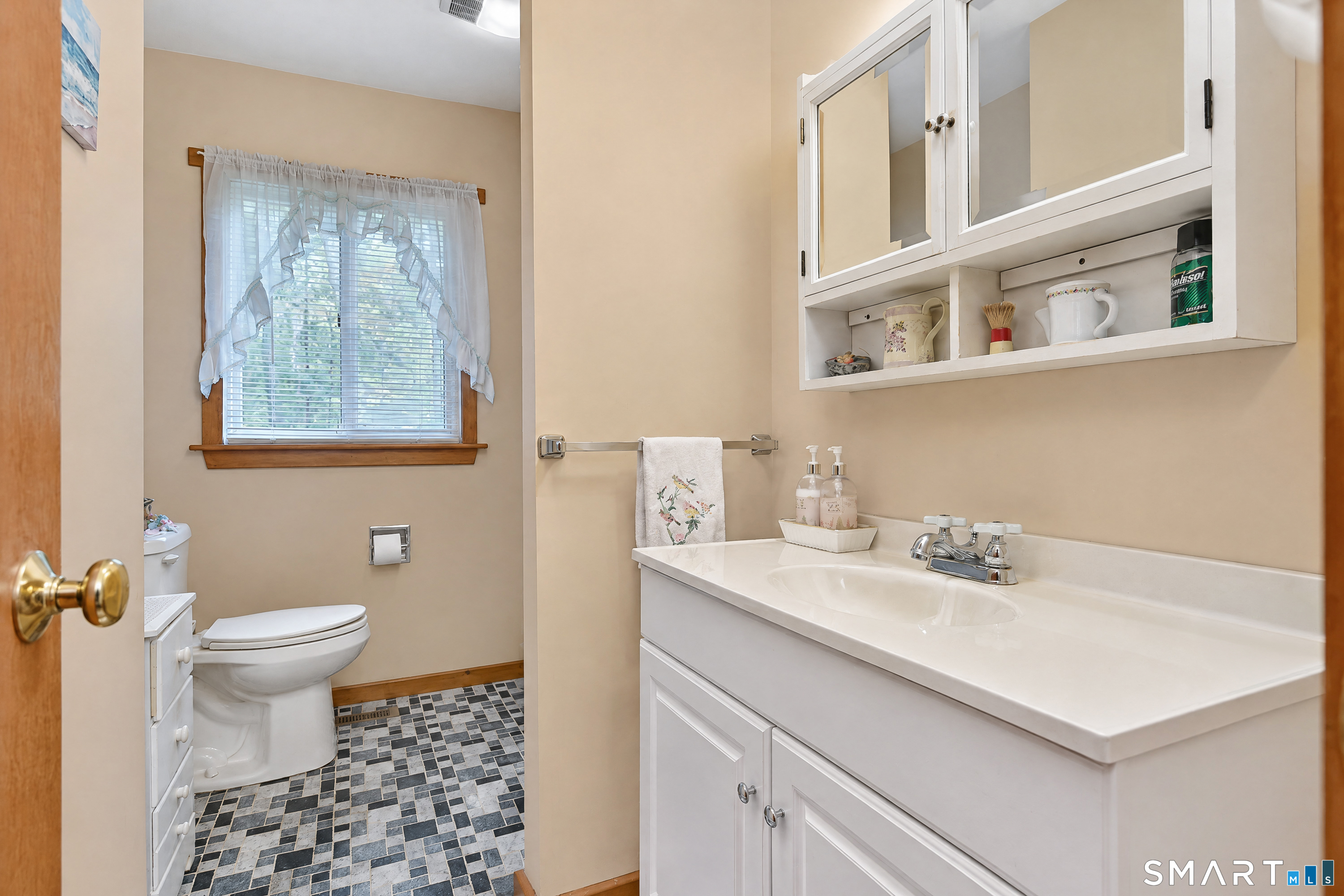 2 Moosehorn Road Roxbury CT 06783