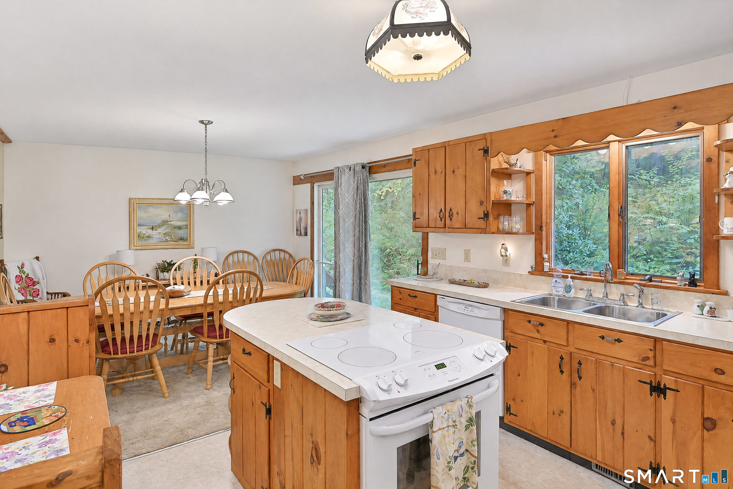 2 Moosehorn Road Roxbury CT 06783